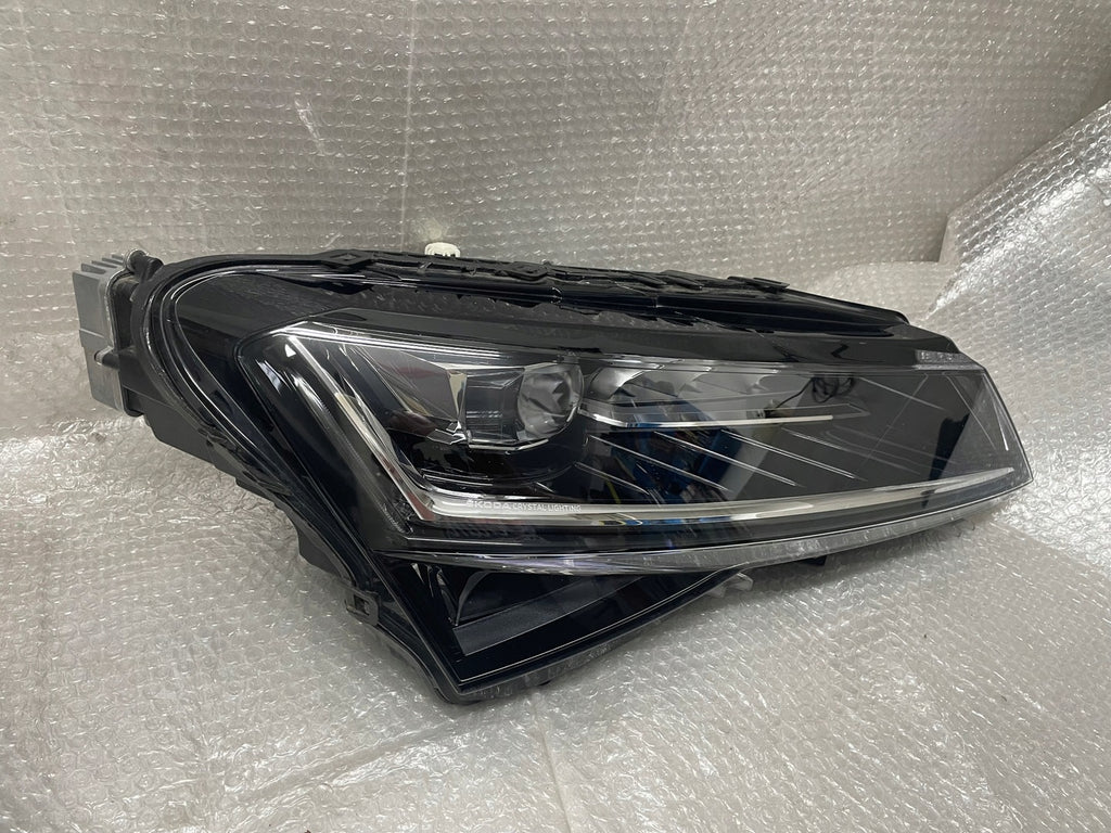 Frontscheinwerfer Skoda Superb III 3V1941016D Full LED Rechts Headlight