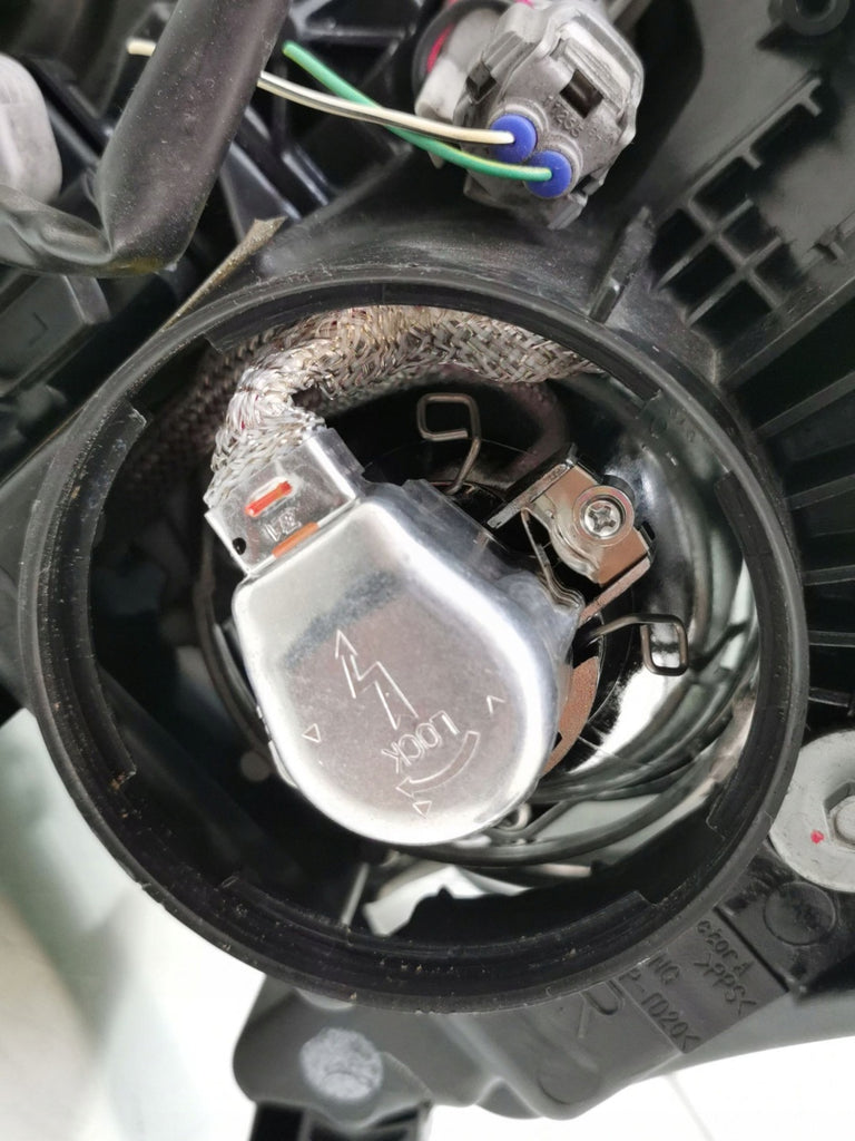 Frontscheinwerfer Toyota Avensis 8596724011 3900078496 Rechts Headlight SCH6508856435ag