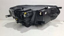 Load image into Gallery viewer, Frontscheinwerfer VW Taigo 2G7941035A Links Scheinwerfer Headlight