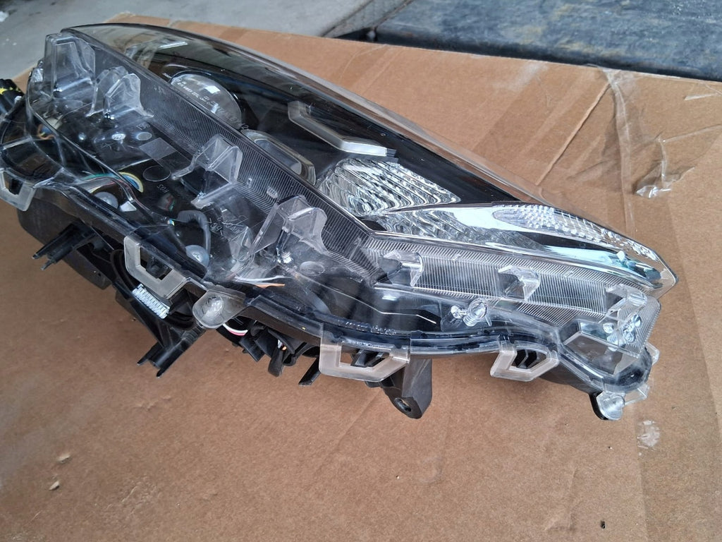 Frontscheinwerfer Toyota V I BCHC6777 LED Rechts Scheinwerfer Headlight SCH9101279338yb