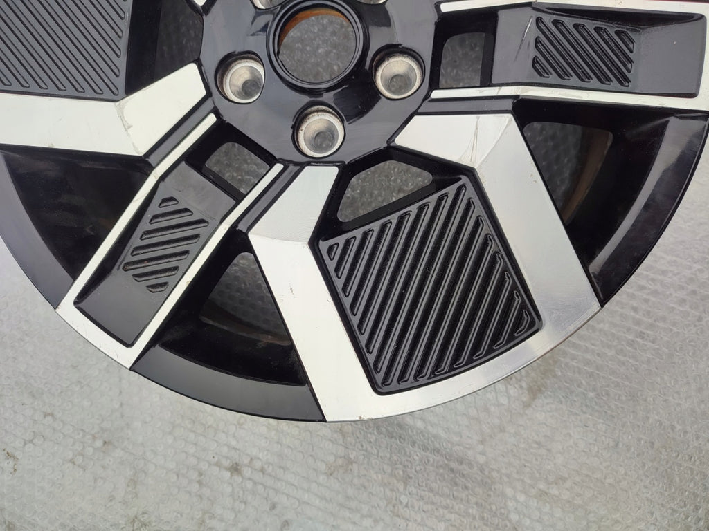 1x Alufelge 18 Zoll 6.5" 5x114.3 38ET 403007326R Renault E-Tech Rim Wheel FEL4853814637tv