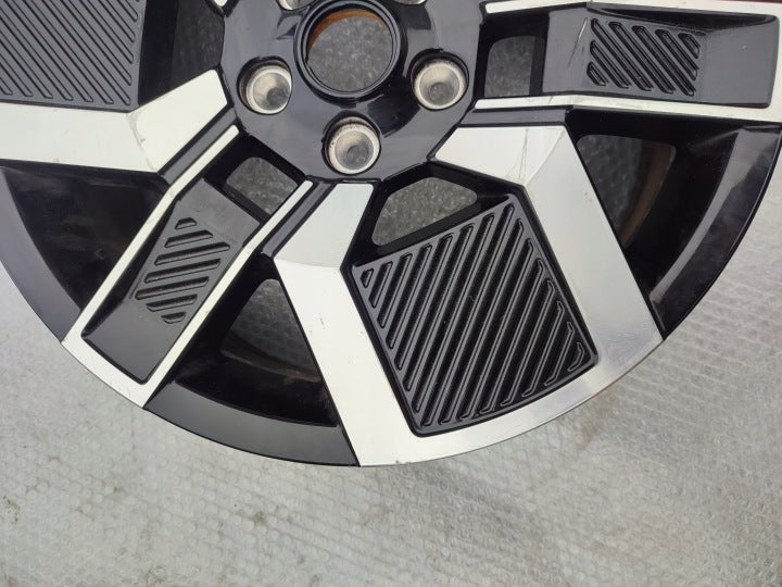1x Alufelge 18 Zoll 6.5" 5x114.3 38ET 403007326R Renault E-Tech Rim Wheel FEL4853814637tv