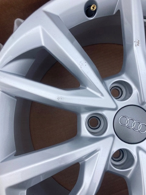 1x Alufelge 17 Zoll 7.0" 5x112 47ET 8S0071497 Audi Tt Rim Wheel FEL8721440676jx