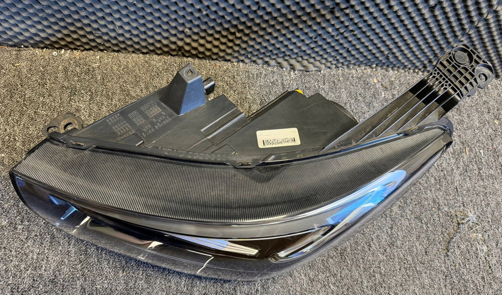 Frontscheinwerfer Opel Grandland X YP00162880 240620 Links Headlight SCH4077596432cu