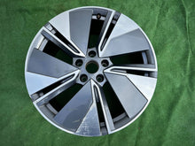 Load image into Gallery viewer, 1x Alufelge 19 Zoll 8.0" 5x112 5LA601025A Skoda Octavia I Enyaq Rim Wheel FEL5332804074oh