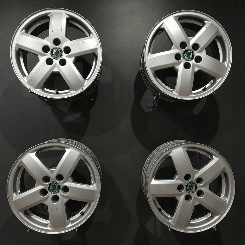4x Alufelge 15 Zoll 6.0" 5x100 38ET 1U0601025H Skoda Rapid Rim Wheel FEL5708887715xl