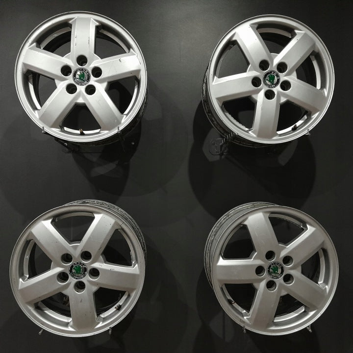 4x Alufelge 15 Zoll 6.0" 5x100 38ET 1U0601025H Skoda Rapid Rim Wheel FEL5708887715xl