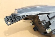 Laden Sie das Bild in den Galerie-Viewer, Frontscheinwerfer Ford Focus JX7B-13E015-CF Links Scheinwerfer Headlight SCH3305963496pa