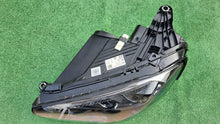 Laden Sie das Bild in den Galerie-Viewer, Frontscheinwerfer Mercedes-Benz W213 A2139061505 Links Scheinwerfer Headlight SCH7475342217lr