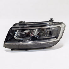 Laden Sie das Bild in den Galerie-Viewer, Frontscheinwerfer VW Tiguan 5NB941035B LED Links Scheinwerfer Headlight