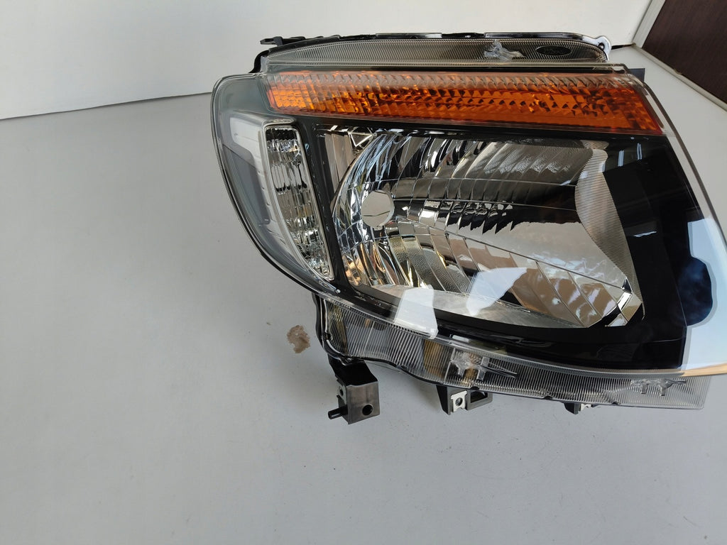 Frontscheinwerfer Ford Ranger AB39-13W029-DF Rechts Scheinwerfer Headlight SCH6743056471sp