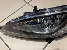 Laden Sie das Bild in den Galerie-Viewer, Frontscheinwerfer Hyundai I20 Links Scheinwerfer Headlight SCH6162766139oz