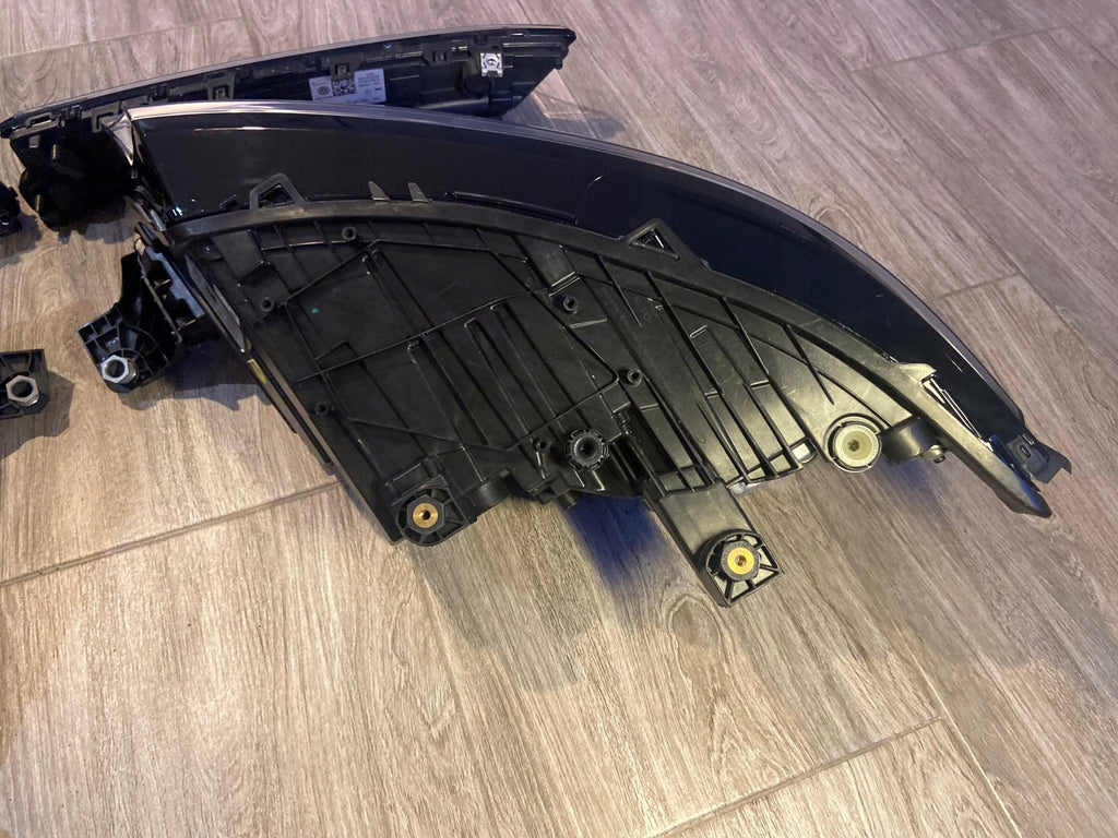 Frontscheinwerfer VW Multivan T7 7T1941081A 7T1941082A LED Rechts oder Links SCH7306669352ia