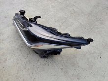Laden Sie das Bild in den Galerie-Viewer, Frontscheinwerfer Toyota Corolla 81150-02T51-00 LED Links Scheinwerfer Headlight SCH4803187953gq