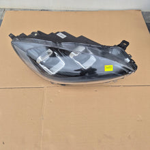 Load image into Gallery viewer, Frontscheinwerfer Ford Kuga LV4B-13E016-AS LV4B-13E017-AS Rechts Headlight SCH2501205803cc