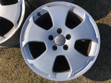 Load image into Gallery viewer, 4x Alufelge 17 Zoll 7.5&quot; 5x112 56ET Glanz Silber 8P0601025C Audi A3 Tt Rim Wheel