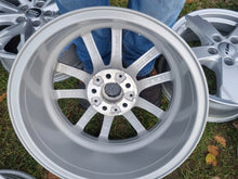 Laden Sie das Bild in den Galerie-Viewer, 4x Alufelge 17 Zoll 7.5" 5x112 30ET Silber Audi Super Rim Wheel FEL5967387696gu