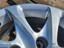 Load image into Gallery viewer, 1x Alufelge 15 Zoll 6.0&quot; 4x108 23ET 9673773577 Peugeot Rim Wheel