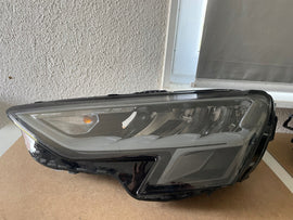 Frontscheinwerfer Audi A3 8Y0941011C LED Ein Stück (Rechts oder Links) Headlight SCH9310153062sp