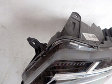 Laden Sie das Bild in den Galerie-Viewer, Frontscheinwerfer Dacia Duster 260602465R Full LED Links Scheinwerfer Headlight