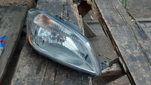 Laden Sie das Bild in den Galerie-Viewer, Frontscheinwerfer Skoda Fabia 5J1941016C Rechts Scheinwerfer Headlight