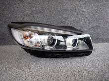 Load image into Gallery viewer, Frontscheinwerfer Kia Sorento III Xenon Rechts Scheinwerfer Headlight