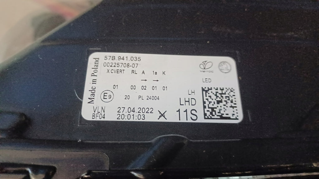 Frontscheinwerfer Skoda Karoq 57B941035 LED Links Scheinwerfer Headlight SCH8378447723dz