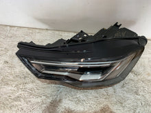 Load image into Gallery viewer, Frontscheinwerfer Audi A6 C8 4K0941039 Links Scheinwerfer Headlight