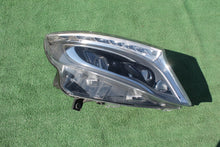Laden Sie das Bild in den Galerie-Viewer, Frontscheinwerfer Mercedes-Benz Vito A4479069800 LED Rechts Headlight SCH3537225699ma
