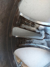 Laden Sie das Bild in den Galerie-Viewer, 1x Alufelge 18 Zoll 8.0" 5x112 6855093 BMW 1 Rim Wheel FEL9843045400bu