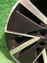 Laden Sie das Bild in den Galerie-Viewer, 1x Alufelge 18 Zoll 7.5&quot; 5x112 48ET Glanz Schwarz 5E3601025AD Mg Octavia 5e3 Iv