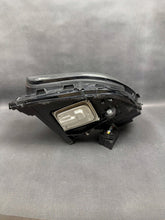 Laden Sie das Bild in den Galerie-Viewer, Frontscheinwerfer Mercedes-Benz W213 A2139064510 Links Scheinwerfer Headlight SCH7825432796lo