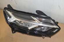 Laden Sie das Bild in den Galerie-Viewer, Frontscheinwerfer Dacia Sandero III Jogger 260101940R Rechts Headlight