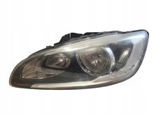 Laden Sie das Bild in den Galerie-Viewer, Frontscheinwerfer Volvo V60 31358099 Y283RS Links Scheinwerfer Headlight SCH6630731666zp