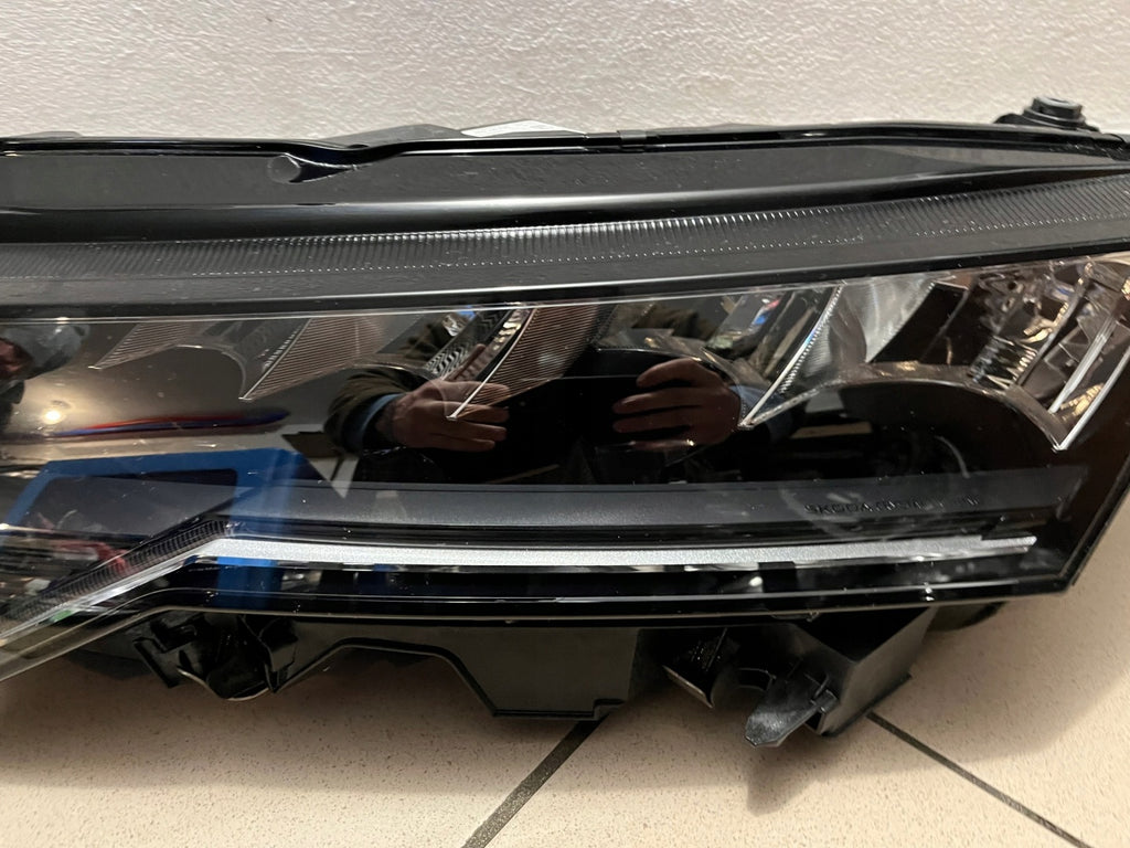 Frontscheinwerfer Skoda Octavia IV 5E4941009 Full LED Links Headlight SCH1785352109pe