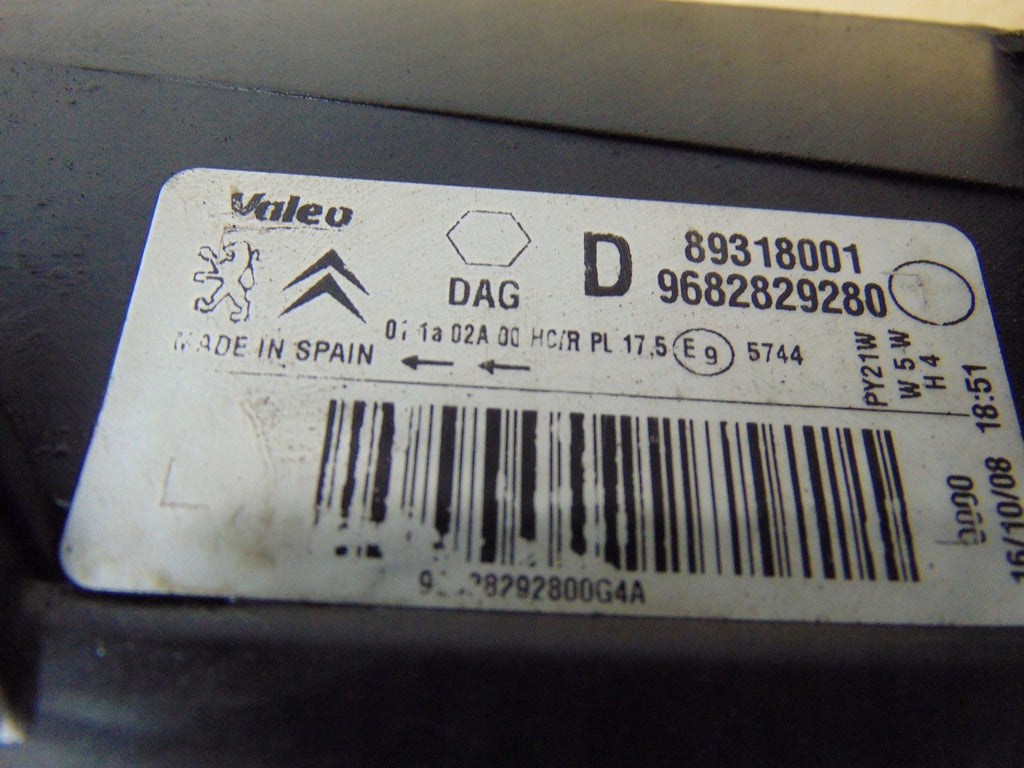 Frontscheinwerfer Citroën Partner 9682829280 Rechts Scheinwerfer Headlight