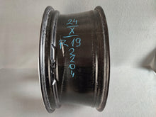 Load image into Gallery viewer, 1x Alufelge 19 Zoll 8.0" 5x112 38ET Glanz A2534011600 Mercedes-Benz Glc X253 FEL8398041159qc