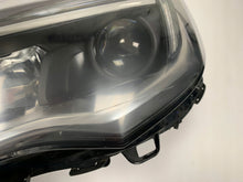 Laden Sie das Bild in den Galerie-Viewer, Frontscheinwerfer Opel Astra K Ein Stück (Rechts oder Links) Headlight