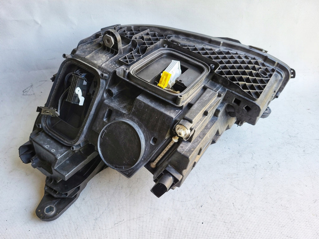 Frontscheinwerfer Mercedes-Benz W213 A2139064804 LED Rechts Headlight SCH3544904481nj
