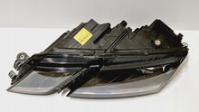 Load image into Gallery viewer, Frontscheinwerfer Skoda Octavia III 5E1941015E Links Scheinwerfer Headlight SCH5323827092hk