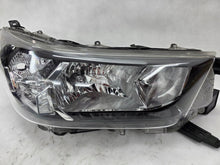 Laden Sie das Bild in den Galerie-Viewer, Frontscheinwerfer Toyota Hilux VIII SPP18190 Rechts Scheinwerfer Headlight SCH3588647822pb