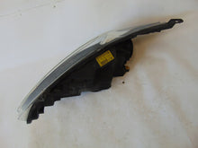 Laden Sie das Bild in den Galerie-Viewer, Frontscheinwerfer Ford Fiesta 8A61-13W029-AG Rechts Scheinwerfer Headlight SCH4175448150qe