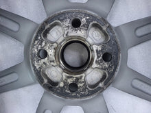 Load image into Gallery viewer, 1x Alufelge 17 Zoll 7.0" 4x100 45ET Glanz Graphit 996585 Mazda Mx5 Mx-5 Iv FEL9176184350bo