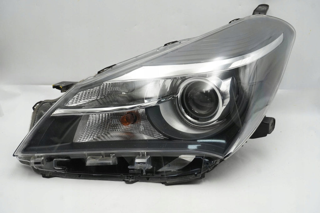 Frontscheinwerfer Toyota Yaris Links Scheinwerfer Headlight SCH6487240862yf