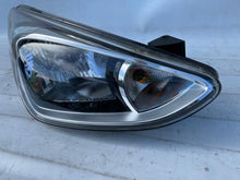Laden Sie das Bild in den Galerie-Viewer, Frontscheinwerfer Hyundai I10 92102B9000 Rechts Scheinwerfer Headlight SCH2697268274of