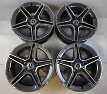 Laden Sie das Bild in den Galerie-Viewer, 1x Alufelge 19 Zoll 8.0" 5x112 10ET A2574013000 Mercedes-Benz Cls Amg Rim Wheel FEL2893321196oo