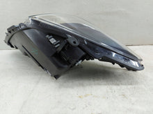 Laden Sie das Bild in den Galerie-Viewer, Frontscheinwerfer Toyota Yaris KOL15188 Links Scheinwerfer Headlight SCH4940164405qq