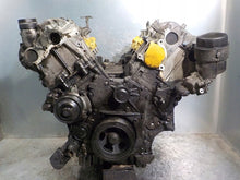 Laden Sie das Bild in den Galerie-Viewer, Motor Chrysler Jeep Grand III 642980 3.0 CRD 218PS Diesel Engine Unkomplett MOT1825411646ih
