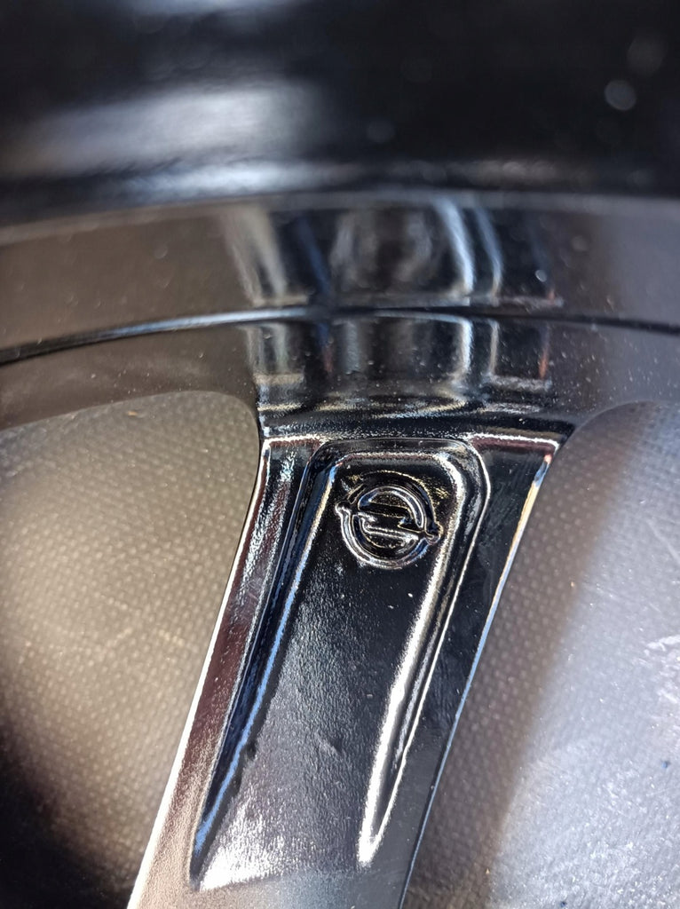 1x Alufelge 16 Zoll 6.5" 4x108 38ET Glanz Schwarz 9847228980- Opel Corsa F FEL5176047936fz
