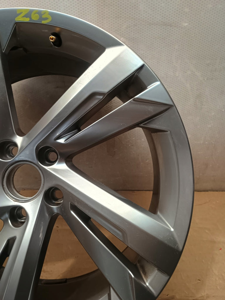1x Alufelge 19 Zoll 8.5" 5x112 38ET Glanz 5NA601025AG VW Tiguan Rim Wheel FEL3582482012mh